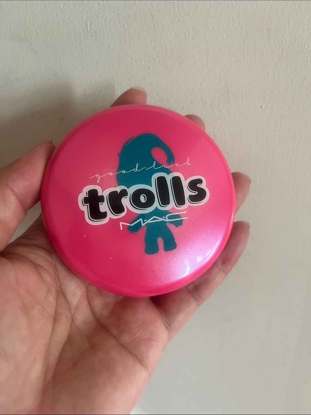 MAC x Trolls Glow Rida Beauty Powder